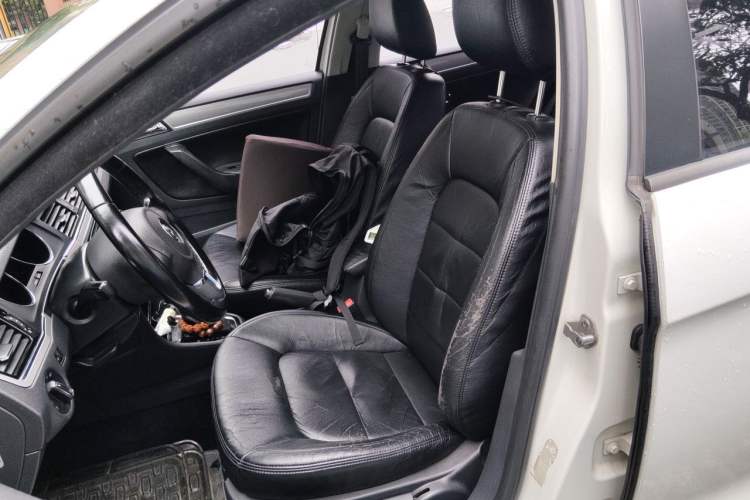 Used Volkswagen Bora 2015 Qihui Edition 1.6L Automatic Fashion Model Left Front Seat