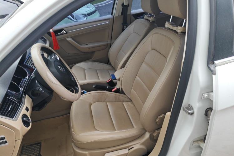 Used Volkswagen Bora 2015 Qihui Edition 1.6L Automatic Fashion Model Left Front Seat