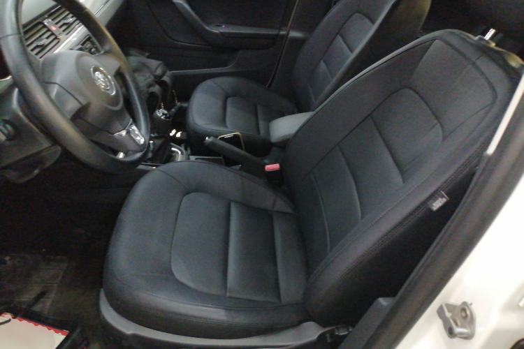 Used Volkswagen Bora 2015 Value Edition 1.6L Manual Fashionable Style Left Front Seat