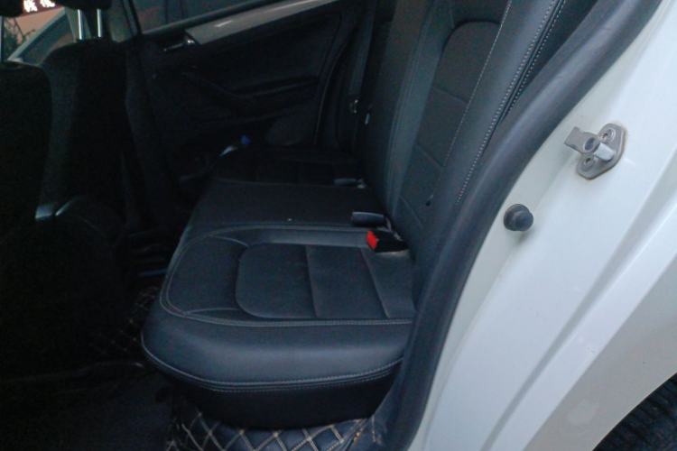 Used Volkswagen Bora 2015 Value Edition 1.6L Manual Fashionable Style Left Rear Seat