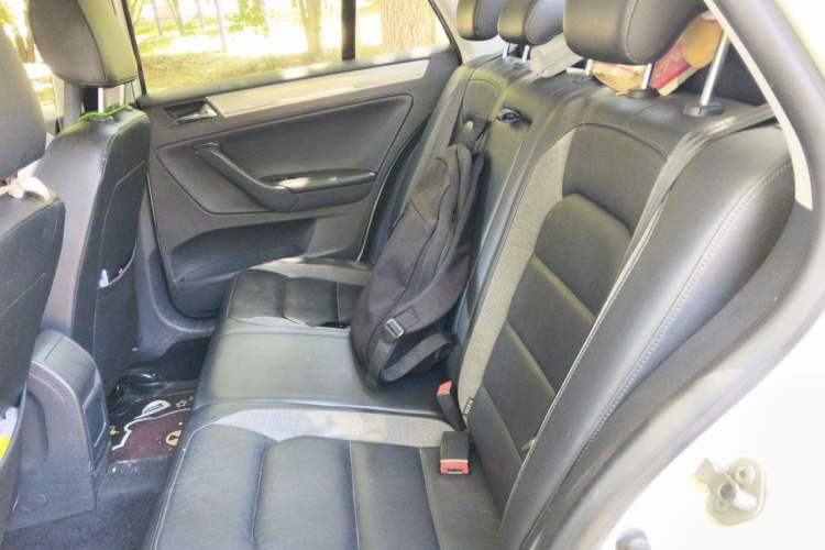 Used Volkswagen Bora 2015 Value Edition 1.6L Automatic Comfort Version Left Rear Seat