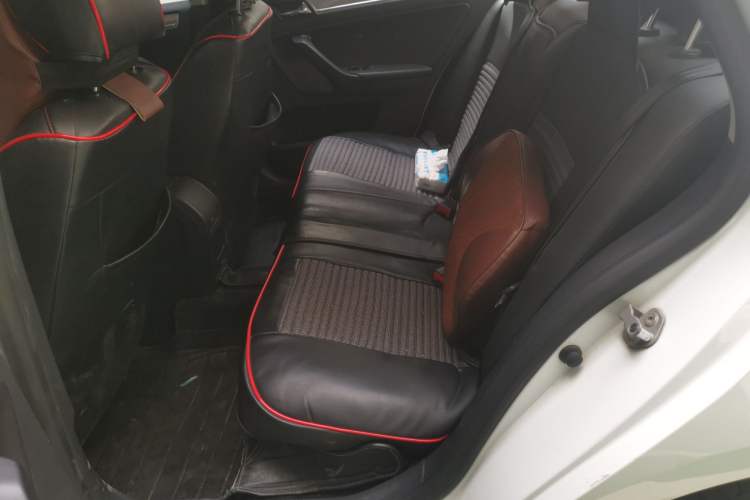 Used Volkswagen Bora 2015 Value Edition 1.6L Automatic Comfort Version Left Rear Seat