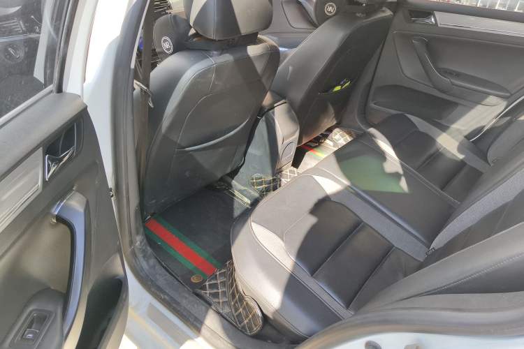 Used Volkswagen Bora 2015 Zhuihui Edition 1.6L Manual Comfort Model Left Rear Seat