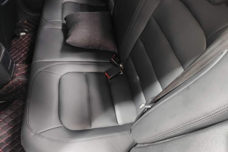Used Volkswagen Bora 2015 Value Edition 1.6L Manual Fashionable Style Left Rear Seat