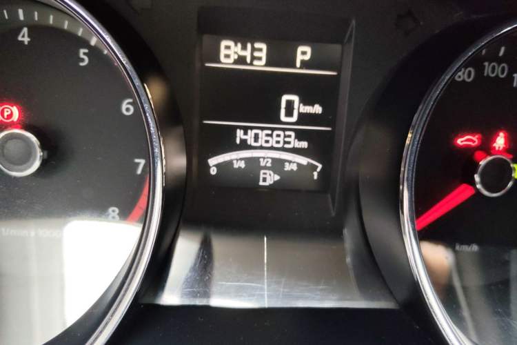 Used Volkswagen Bora 2015 Qihui Edition 1.6L Automatic Fashion Model Odometer Close Up