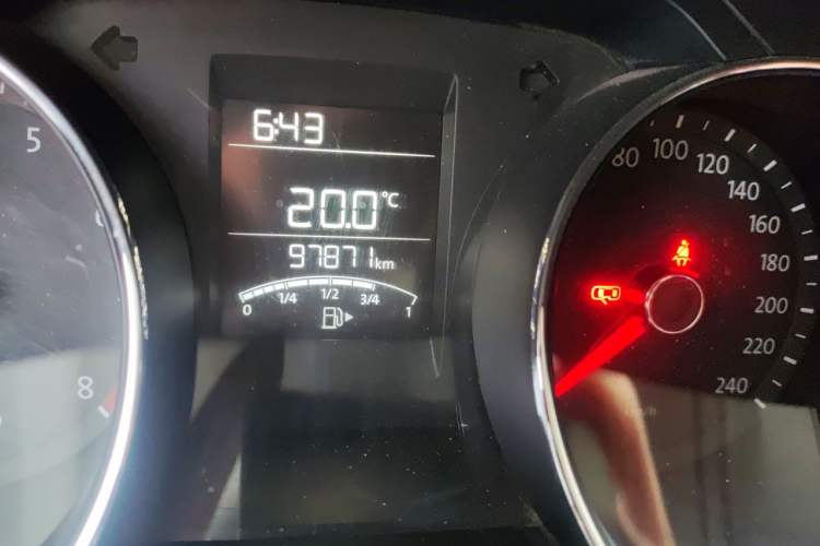 Used Volkswagen Bora 2015 Value Edition 1.6L Manual Fashionable Style Odometer Close Up