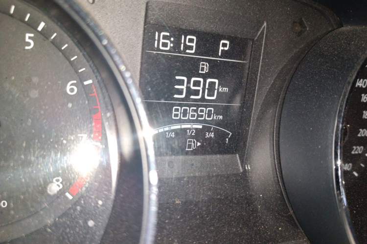 Used Volkswagen Bora 2015 Qihui Edition 1.6L Automatic Fashion Model Odometer Close Up