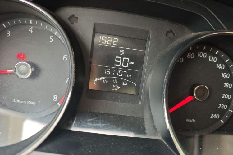 Used Volkswagen Bora 2015 Value Edition 1.6L Manual Fashionable Style Odometer Close Up