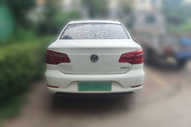 Used Volkswagen Bora 2015 Value Edition 1.6L Automatic Comfort Version Rear