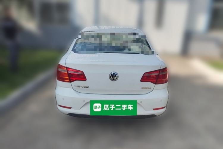 Used Volkswagen Bora 2015 Value Edition 1.6L Manual Fashionable Style Rear