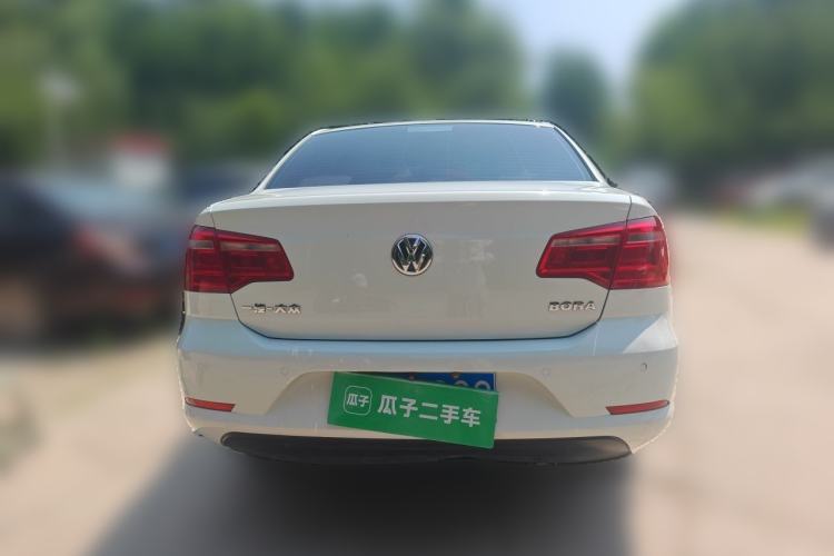 Used Volkswagen Bora 2015 Value Edition 1.6L Automatic Comfort Version Rear