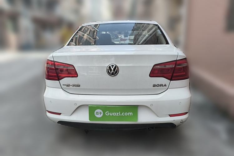 Used Volkswagen Bora 2015 Value Edition 1.6L Automatic Comfort Version Rear