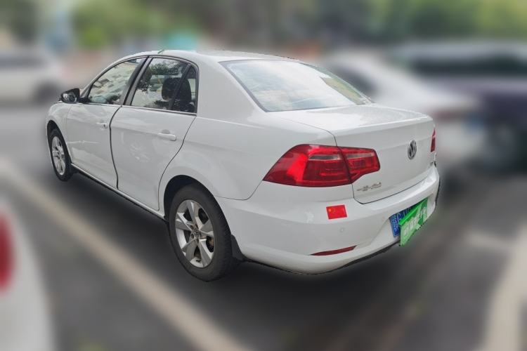 Used Volkswagen Bora 2015 Value Edition 1.6L Automatic Comfort Version Rear Left 45 Deg