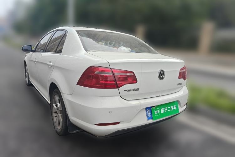 Used Volkswagen Bora 2015 Value Edition 1.6L Automatic Comfort Version Rear Left 45 Deg