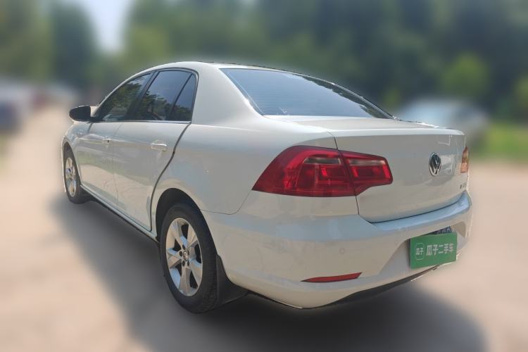 Used Volkswagen Bora 2015 Value Edition 1.6L Automatic Comfort Version Rear Left 45 Deg