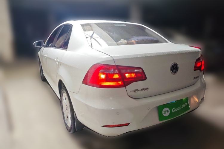 Used Volkswagen Bora 2015 Value Edition 1.6L Automatic Comfort Version Rear Left 45 Deg