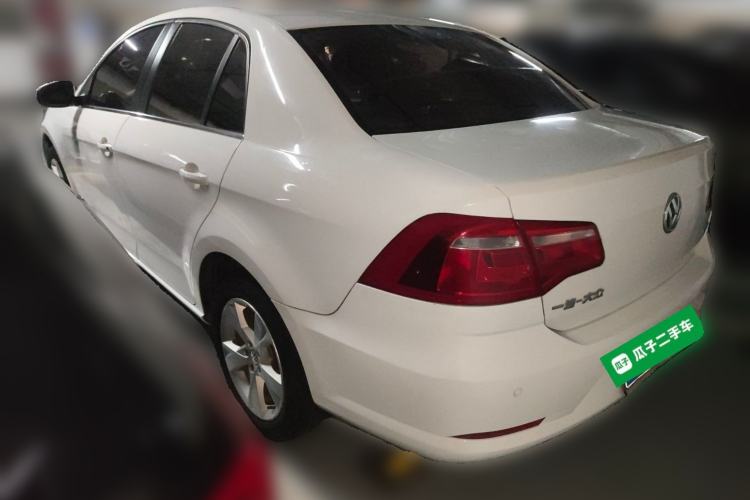 Used Volkswagen Bora 2015 Value Edition 1.6L Automatic Comfort Version Rear Left 45 Deg