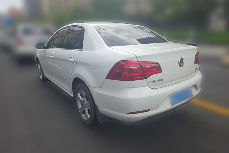 Used Volkswagen Bora 2015 Value Edition 1.6L Automatic Comfort Version Rear Left 45 Deg