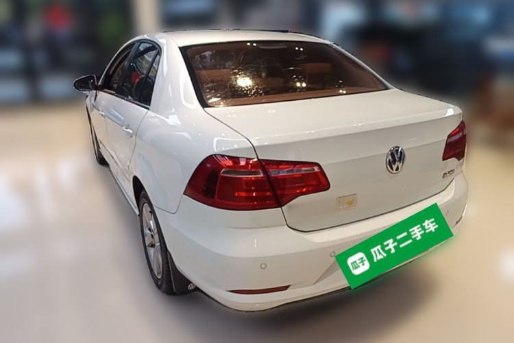 Used Volkswagen Bora 2015 Value Edition 1.6L Automatic Comfort Version Rear Left 45 Deg