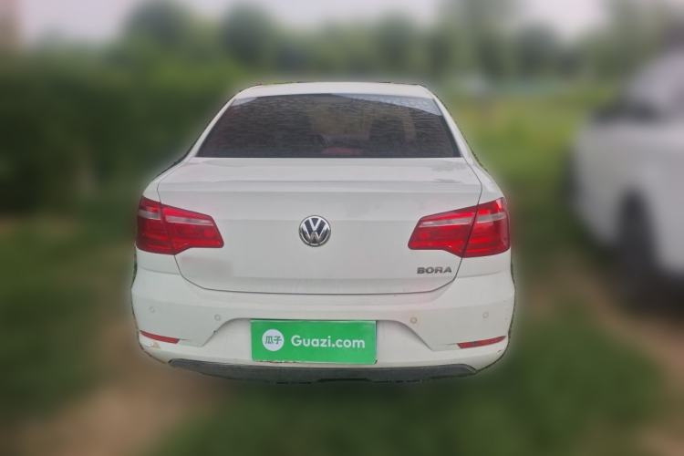 Used Volkswagen Bora 2015 Zhuihui Edition 1.6L Manual Comfort Model Rear