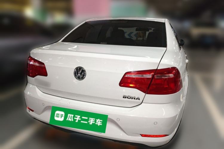 Used Volkswagen Bora 2015 Zhuihui Edition 1.6L Manual Comfort Model Rear