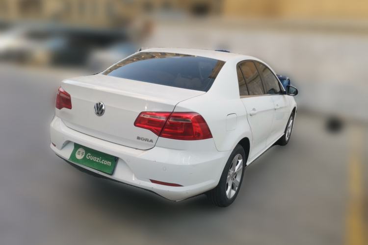 Used Volkswagen Bora 2015 Value Edition 1.6L Automatic Comfort Version Rear Right 45 Deg