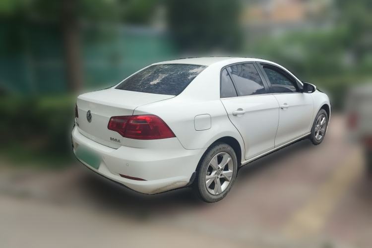 Used Volkswagen Bora 2015 Value Edition 1.6L Automatic Comfort Version Rear Right 45 Deg