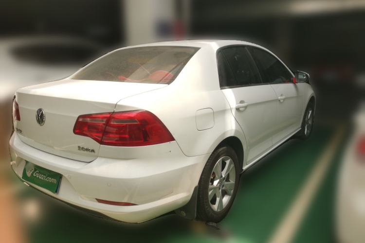Used Volkswagen Bora 2015 Value Edition 1.6L Automatic Comfort Version Rear Right 45 Deg