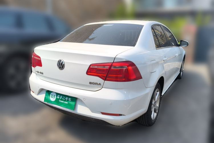 Used Volkswagen Bora 2015 Value Edition 1.6L Manual Fashionable Style Rear Right 45 Deg