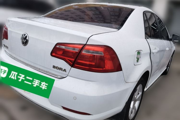 Used Volkswagen Bora 2015 Qihui Edition 1.6L Automatic Fashion Model Rear Right 45 Deg