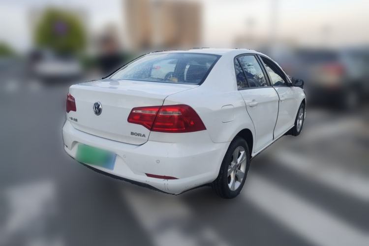 Used Volkswagen Bora 2015 Qihui Edition 1.6L Automatic Fashion Model Rear Right 45 Deg