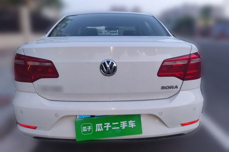 Used Volkswagen Bora 2015 Value Edition 1.6L Automatic Comfort Version Rear