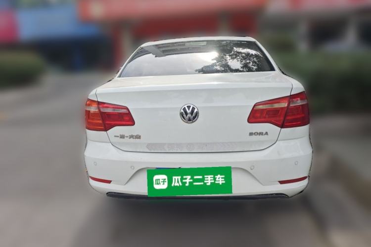 Used Volkswagen Bora 2015 Value Edition 1.6L Manual Fashionable Style Rear