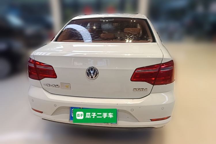 Used Volkswagen Bora 2015 Value Edition 1.6L Automatic Comfort Version Rear