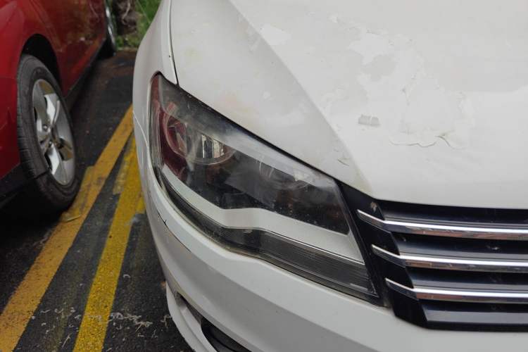 Used Volkswagen Bora 2015 Zhuihui Edition 1.6L Manual Comfort Model Right Front Headlight