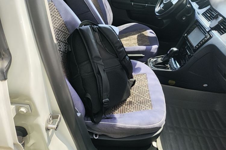 Used Volkswagen Bora 2015 Qihui Edition 1.6L Automatic Fashion Model Right Front Seat