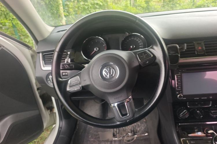Used Volkswagen Bora 2015 Zhuihui Edition 1.6L Manual Comfort Model Steering Wheel