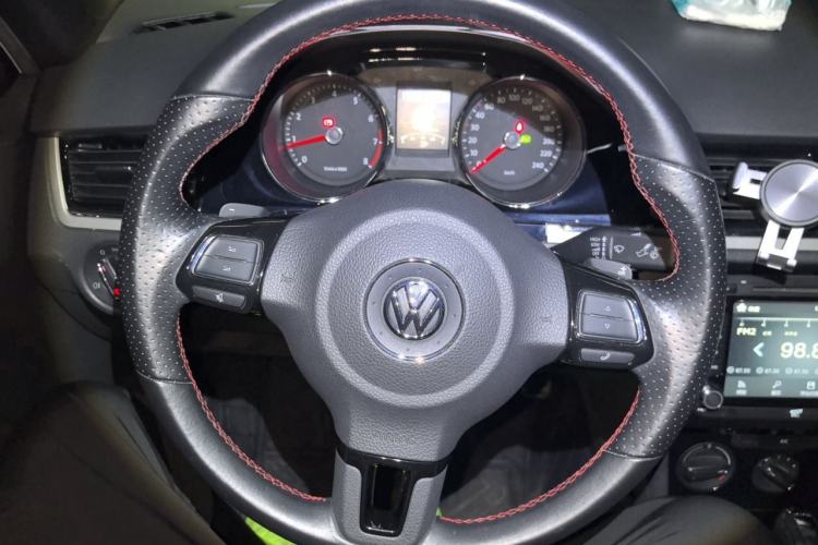 Used Volkswagen Bora 2015 Value Edition 1.4TSI Automatic Sportline Steering Wheel