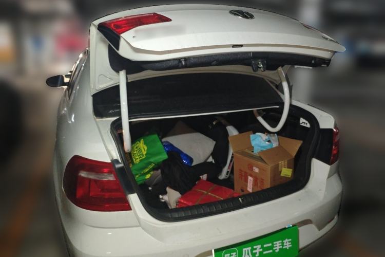 Used Volkswagen Bora 2015 Qihui Edition 1.6L Automatic Fashion Model Trunk