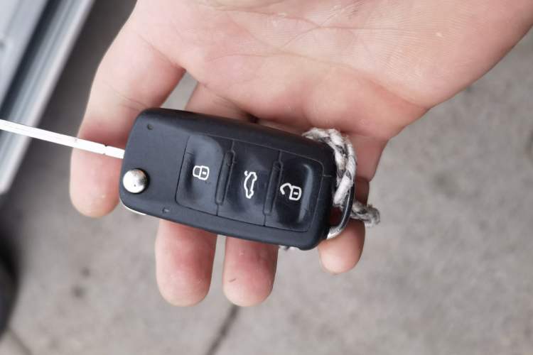 Used Volkswagen Bora 2015 Qihui Edition 1.6L Automatic Fashion Model Vehicle Key