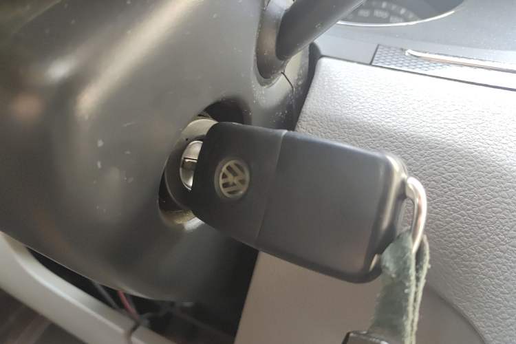 Used Volkswagen Bora 2015 Value Edition 1.6L Manual Fashionable Style Vehicle Key