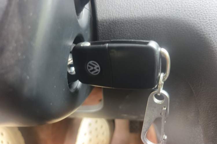 Used Volkswagen Bora 2015 Qihui Edition 1.6L Automatic Fashion Model Vehicle Key