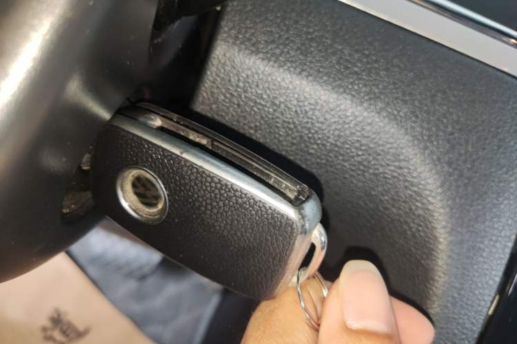 Used Volkswagen Bora 2015 Qihui Edition 1.6L Automatic Fashion Model Vehicle Key