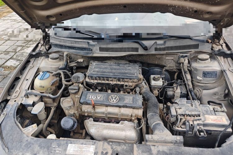 Used Volkswagen Bora 2015 Value Edition 1.6L Automatic Comfort Version Engine Bay