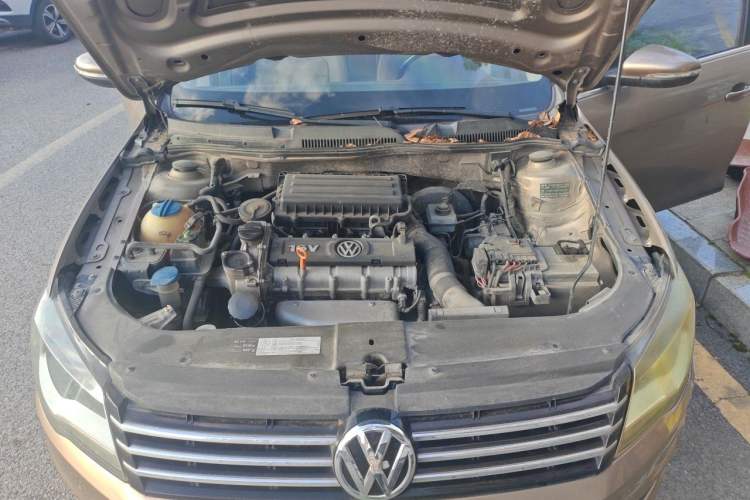 Used Volkswagen Bora 2015 Qihui Edition 1.6L Automatic Fashion Model Engine Bay