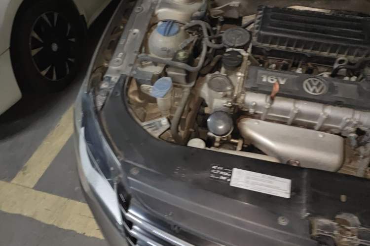 Used Volkswagen Bora 2015 Qihui Edition 1.6L Automatic Fashion Model Engine Bay Right