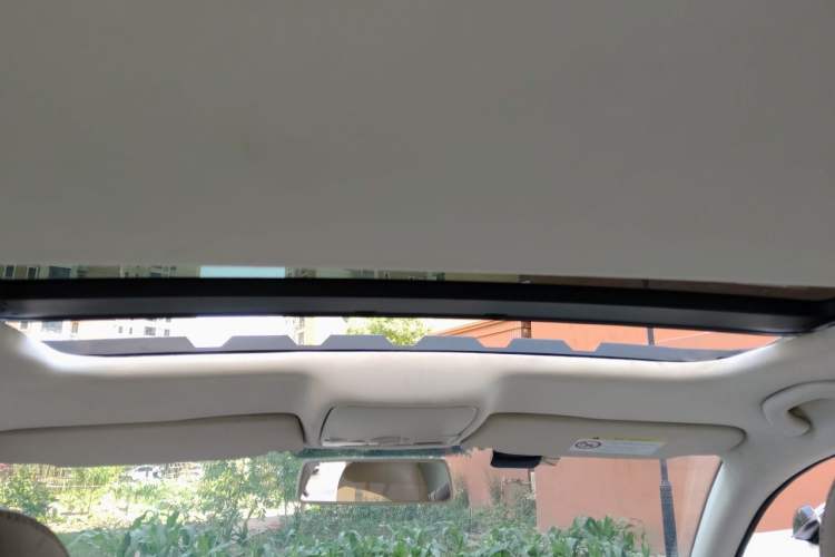 Used Volkswagen Bora 2015 Zhuihui Edition 1.6L Manual Comfort Model Headliner