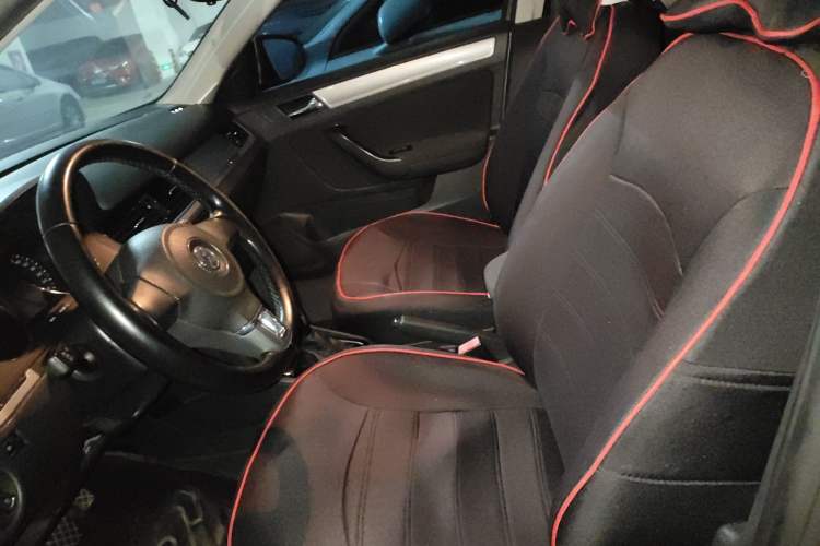 Used Volkswagen Bora 2015 Qihui Edition 1.6L Automatic Fashion Model Left Front Seat