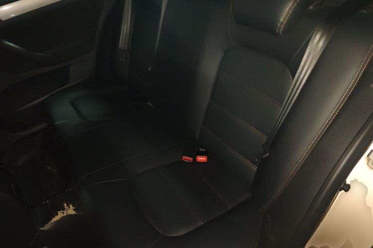Used Volkswagen Bora 2015 Qihui Edition 1.6L Automatic Fashion Model Left Rear Seat