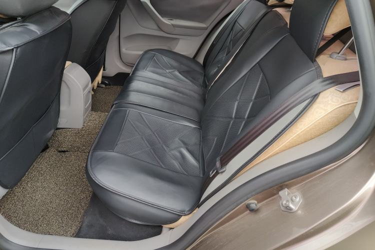 Used Volkswagen Bora 2015 Qihui Edition 1.6L Automatic Fashion Model Left Rear Seat